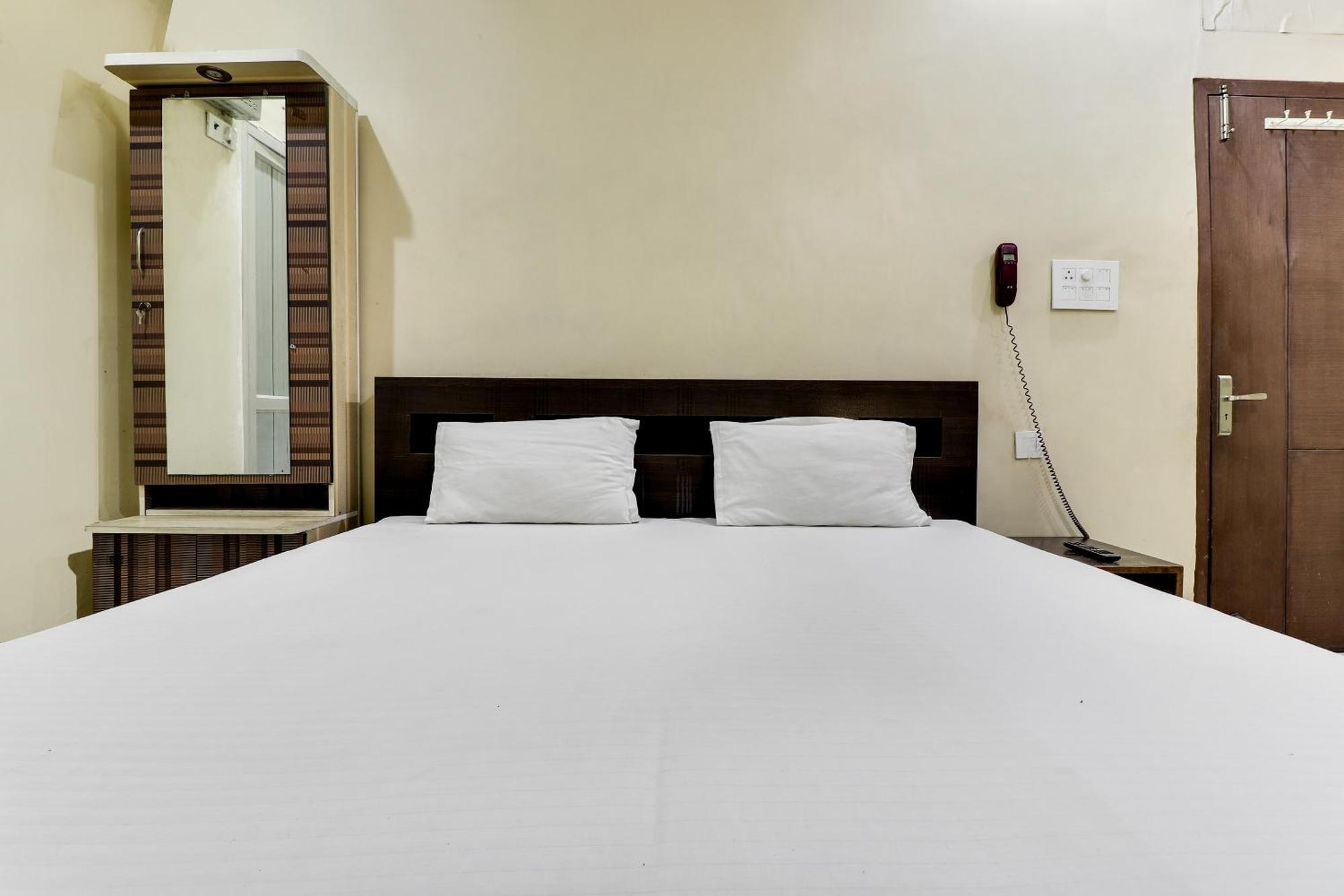 Spot On 40076 Hotel Sunny Bhairaun Ghāt Extérieur photo