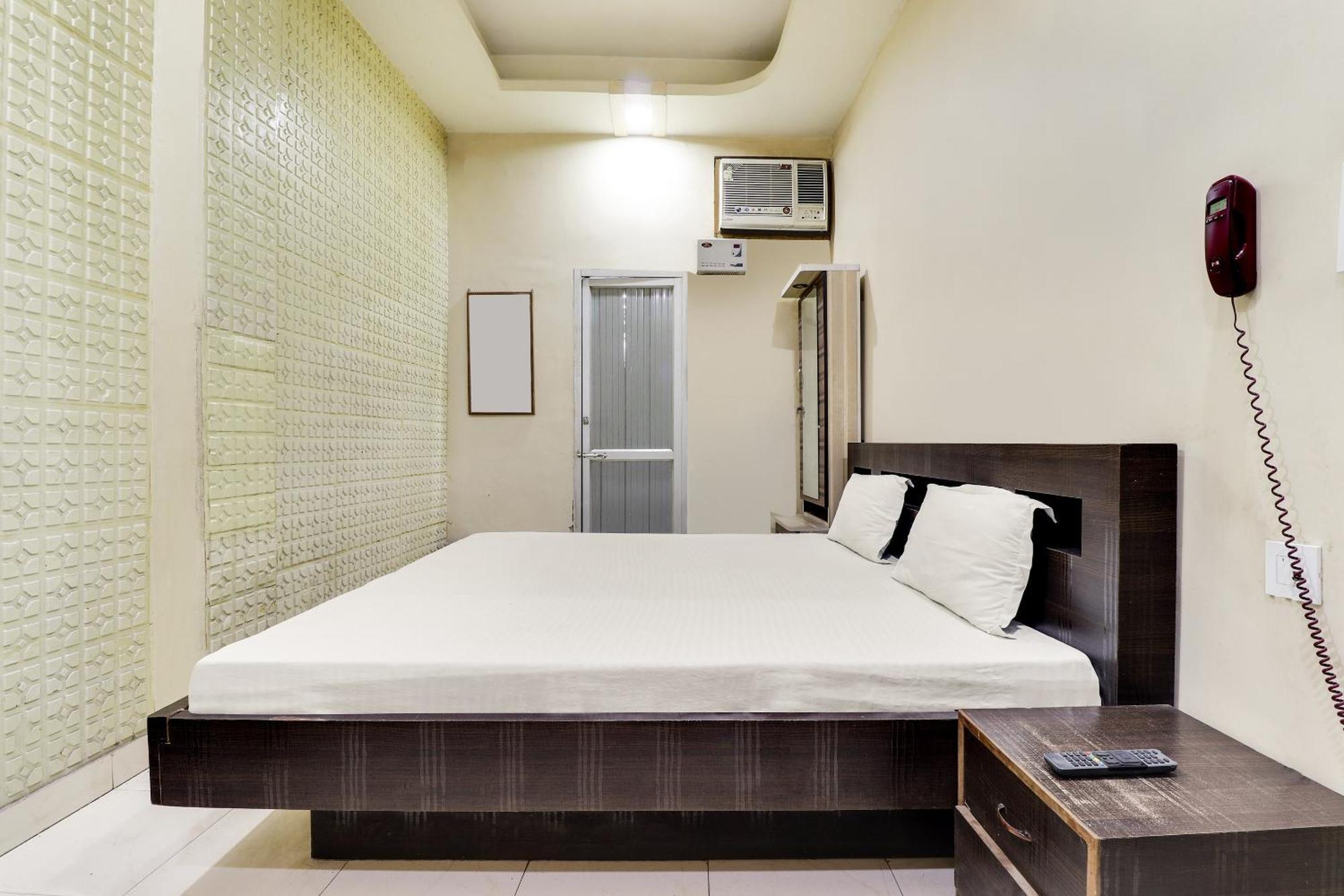 Spot On 40076 Hotel Sunny Bhairaun Ghāt Extérieur photo
