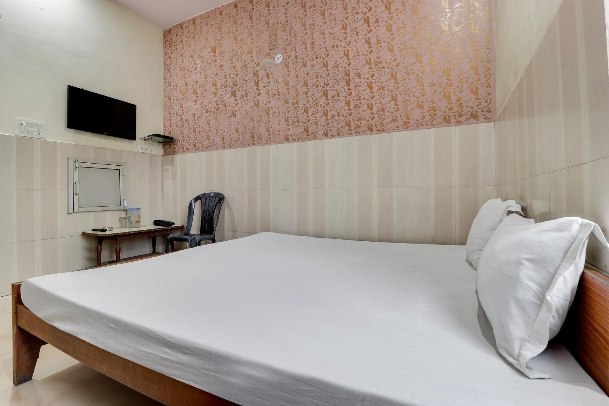 Spot On 40076 Hotel Sunny Bhairaun Ghāt Extérieur photo
